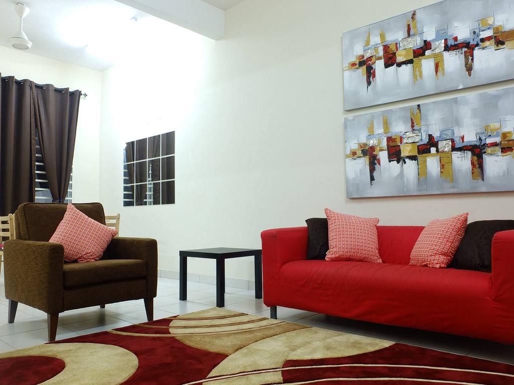 Dillenia Nilai Homestay Exterior foto